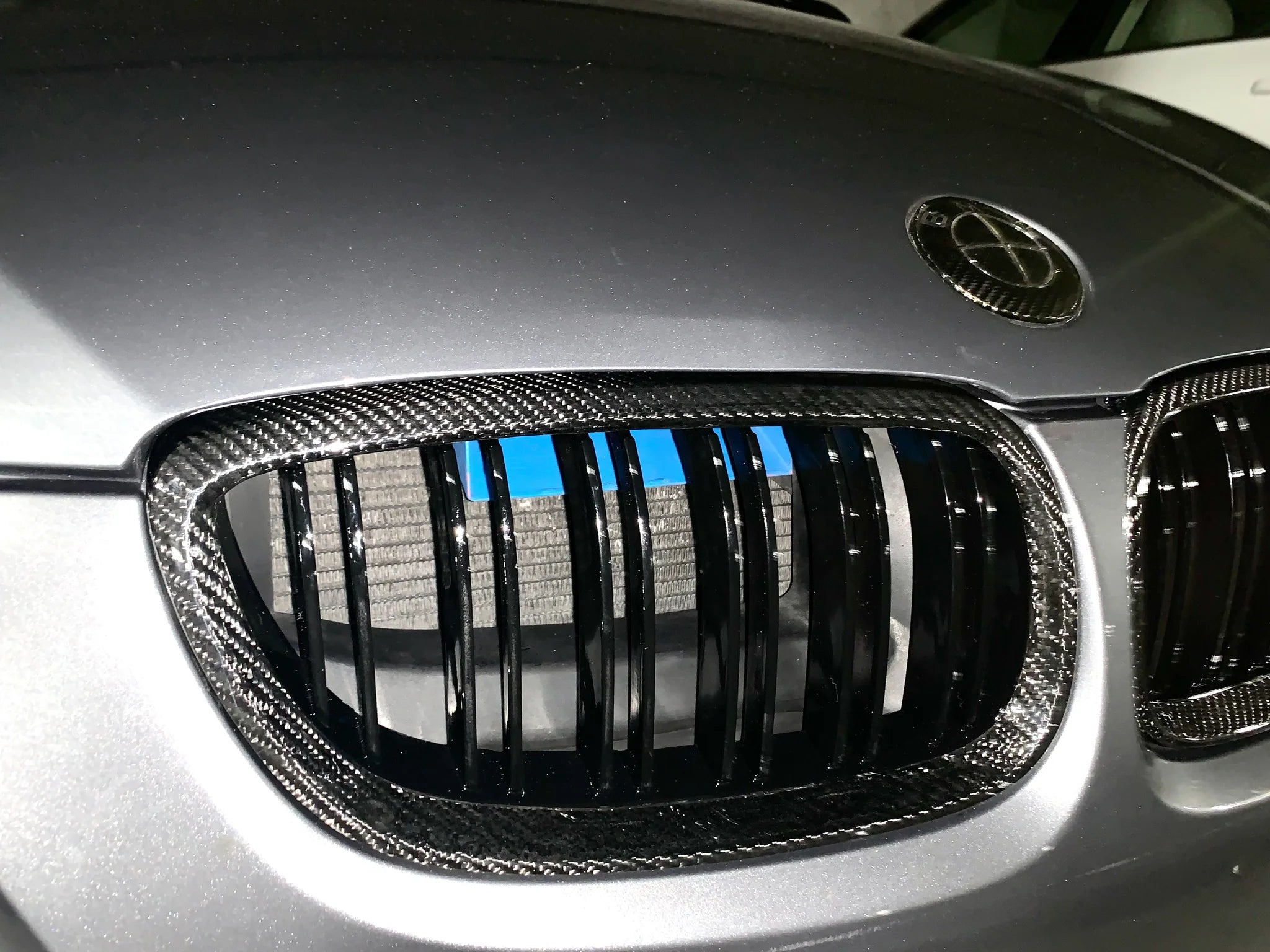 FORGED CARBON FIBER F8X STYLE GRILLES
